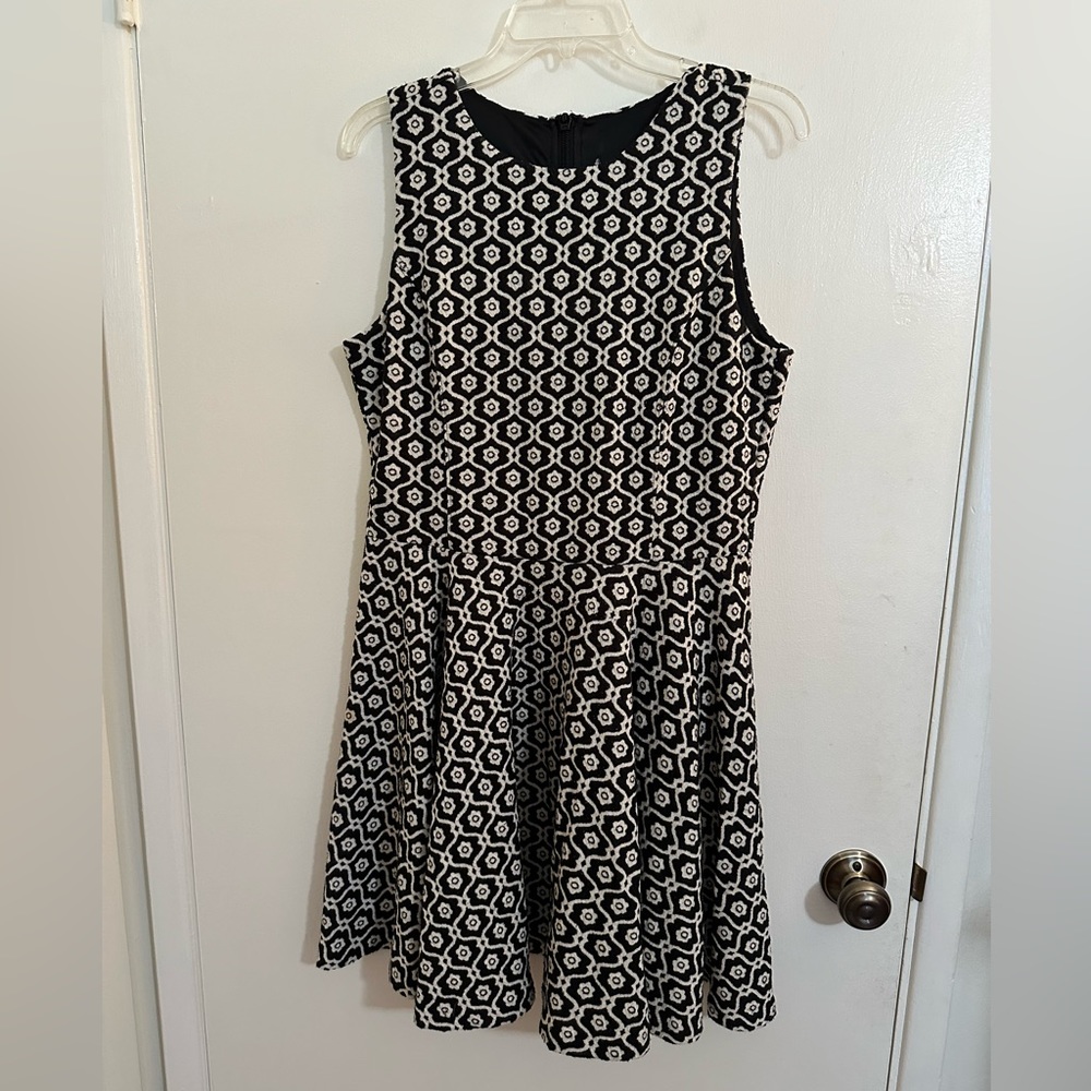 CYNTHIA ROWLEY Size 10 skater style dress. Excellent condition. $12